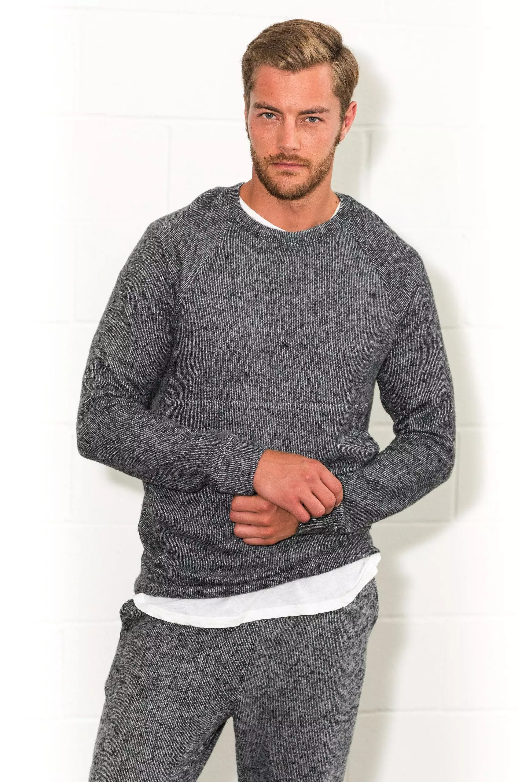 Men's Soft Knit Melange Kangaroo Pocket Pullover Sweater