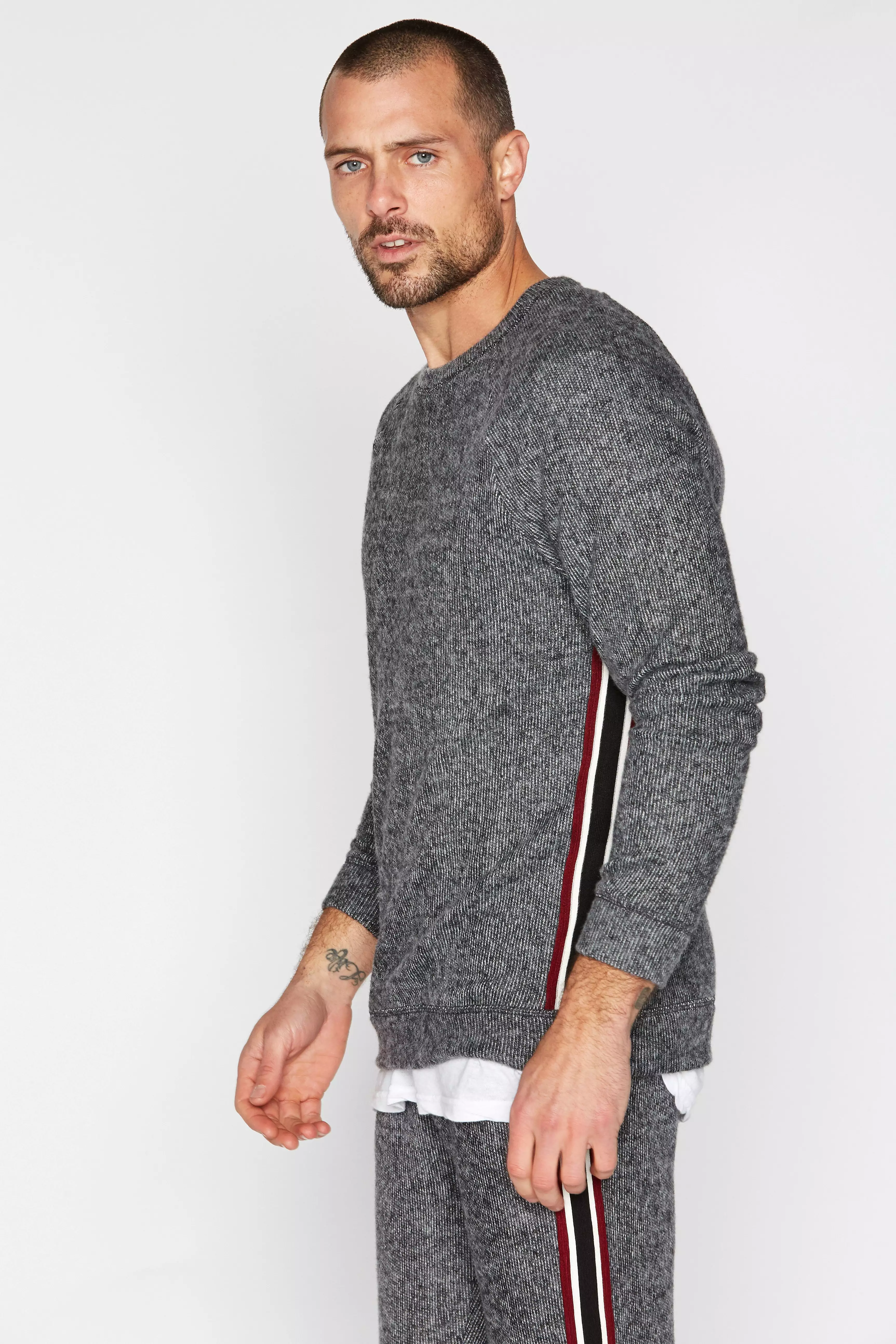 Men's Soft Knit Melange Side Stripe Pullover Sweater