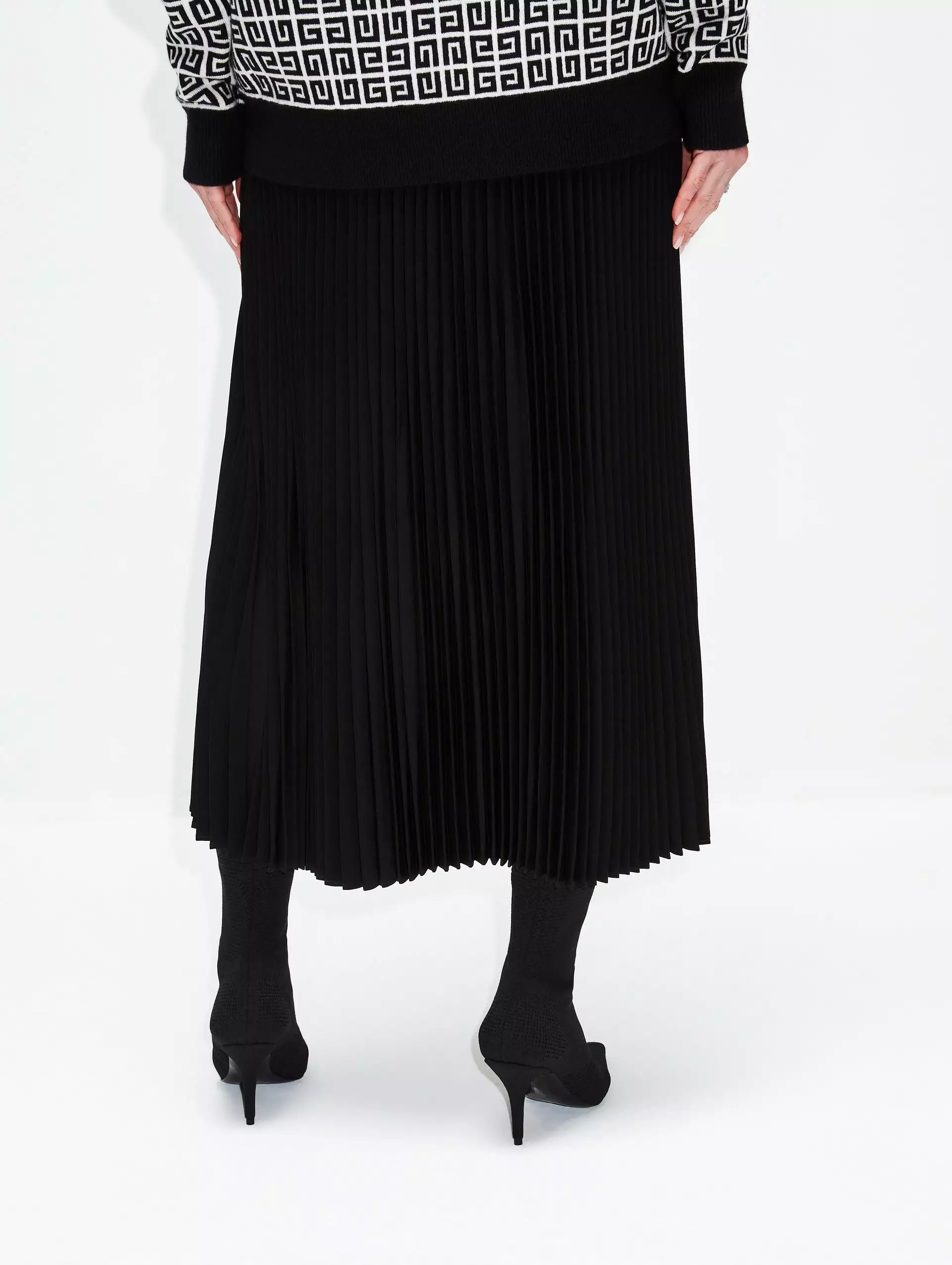 Pleated Elastic Skirt